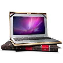 Antik k�nyv MacBook Air-b�l